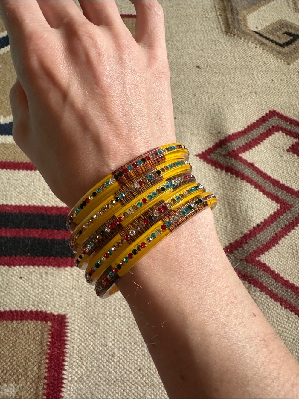 Vintage Set Of 5 Plastic And Rhinestone Bangle Bracelets